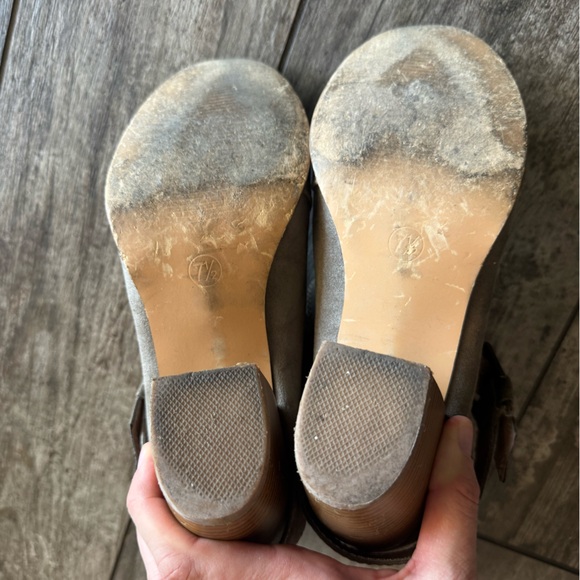 American Eagle Outfitters Taupe Ankle Booties - Picture 6 of 6